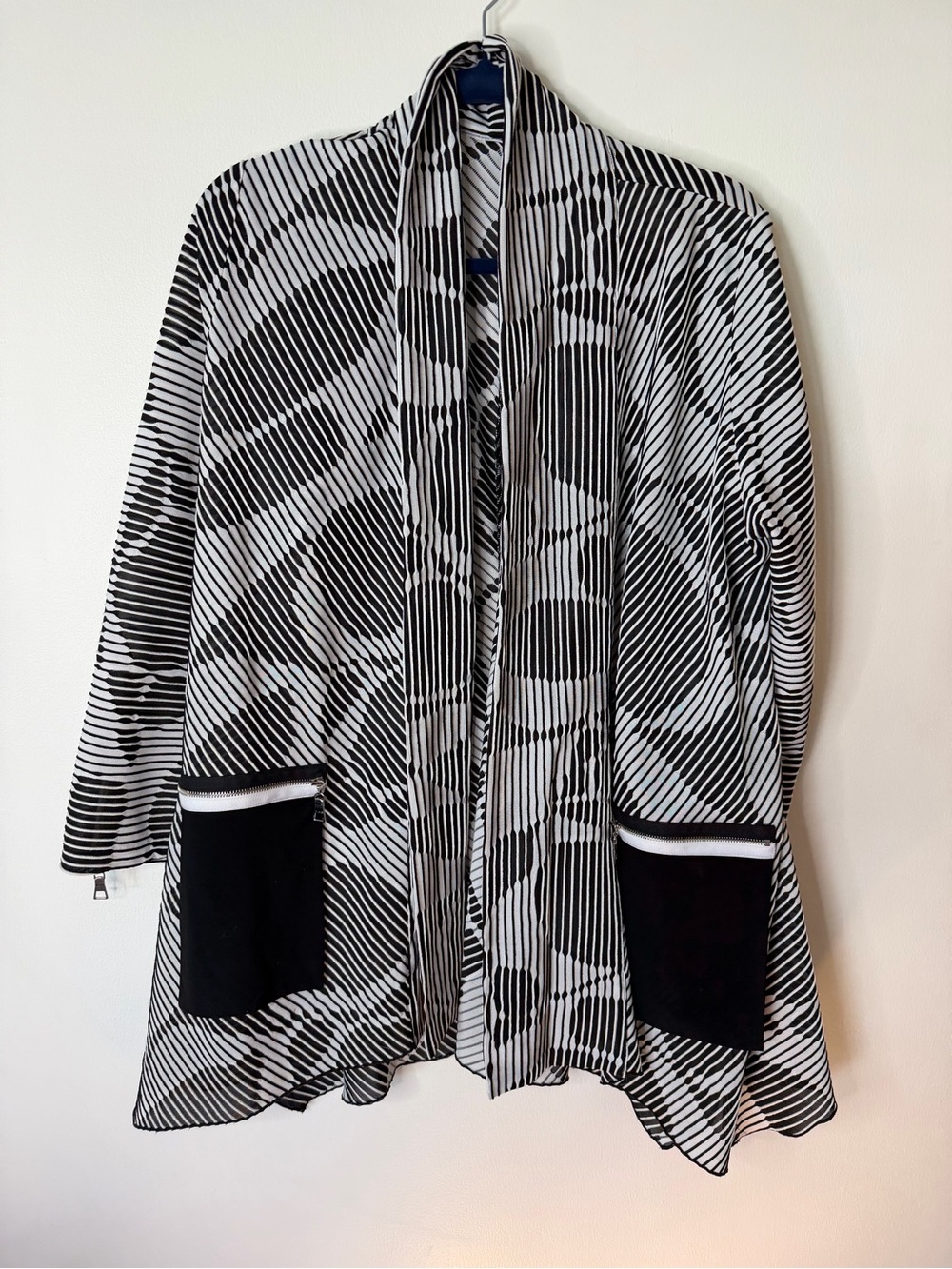 IC by Connie Black and White Striped Open Cardigan jacket zip pocket size L USA